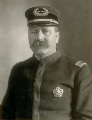 capt-eugenewall400
