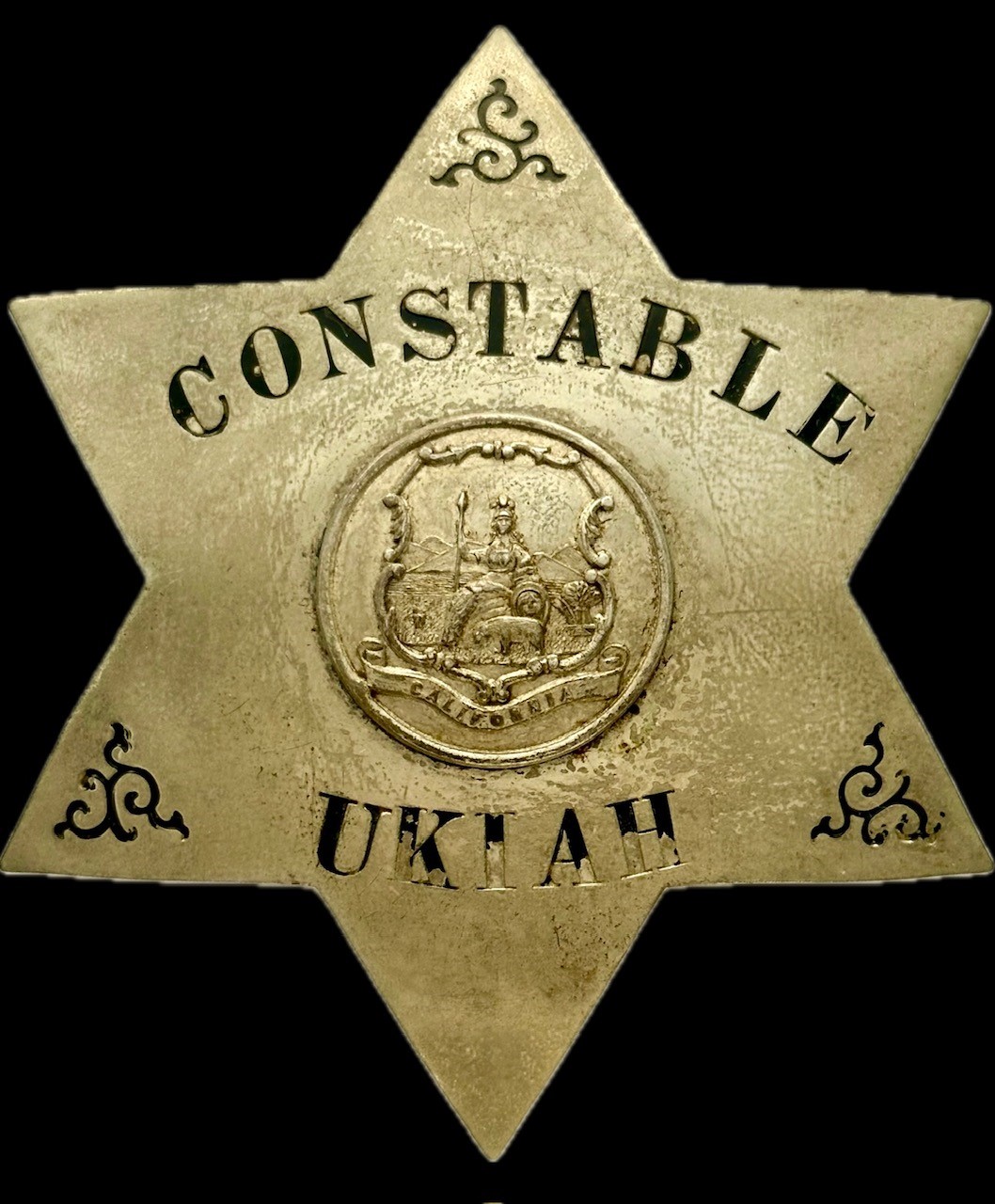 Ukiah Constable badge with old style California state seal.